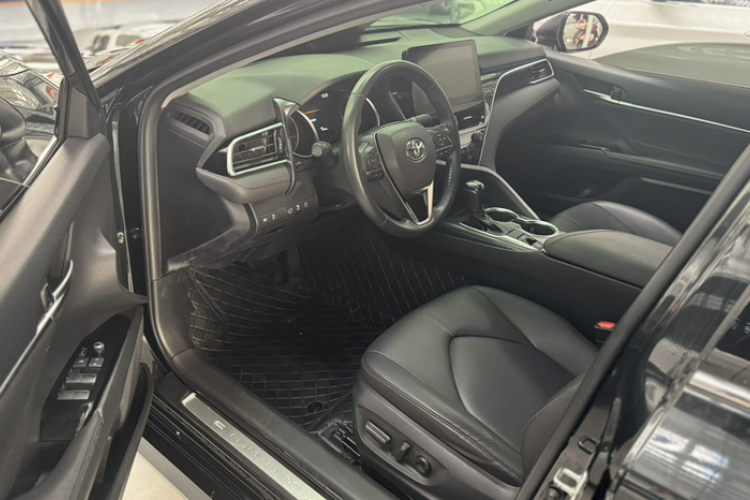 丰田 凯美瑞 2021款 2.0G 豪华版中控内饰7001