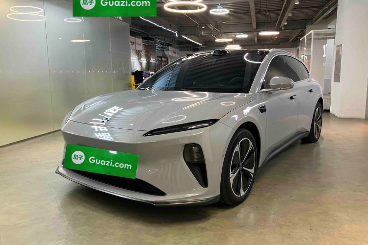 蔚来ET5T 2024款 75kWh Touring车身外观1