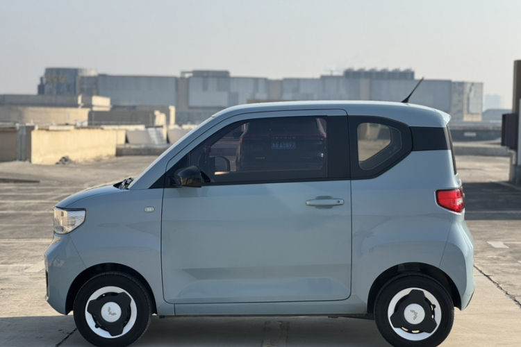 五菱汽车 宏光MINIEV 2022款 自在款 磷酸铁锂车身外观6002