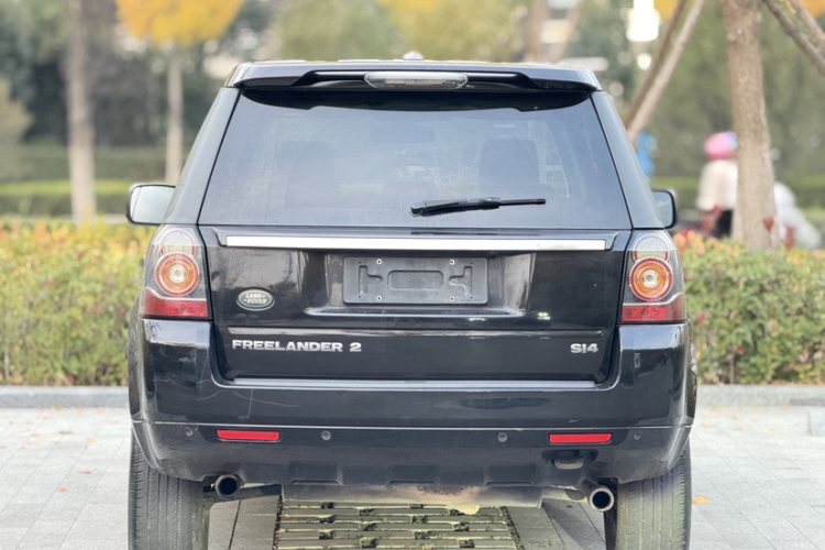 路虎 神行者2 2013款 2.0T Si4 SE汽油版车身外观6001