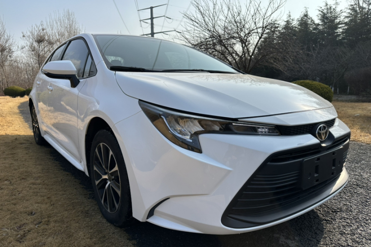 丰田 雷凌 2023款 TNGA 1.5L CVT进取版车身外观6001