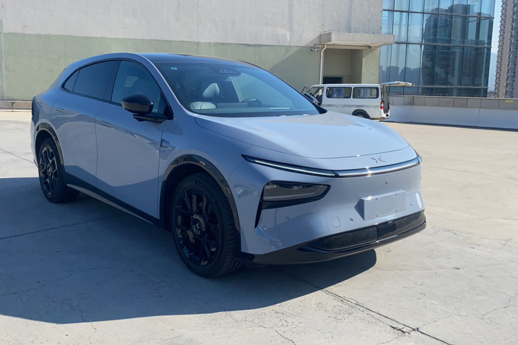 小鹏G7 2025款 702 超长续航 Ultra车身外观6002