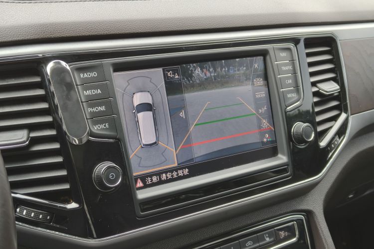 大众 途昂 2017款 530 V6 四驱至尊旗舰版中控内饰7005