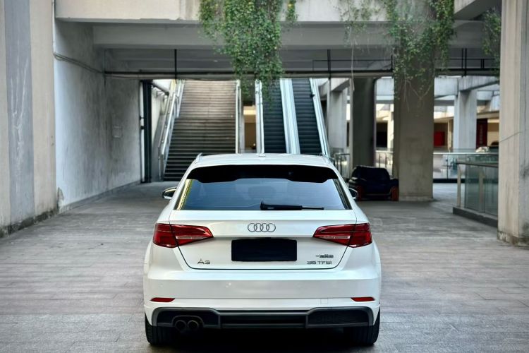 奥迪A3 2018款 30周年年型 Sportback 35 TFSI 运动型车身外观6003