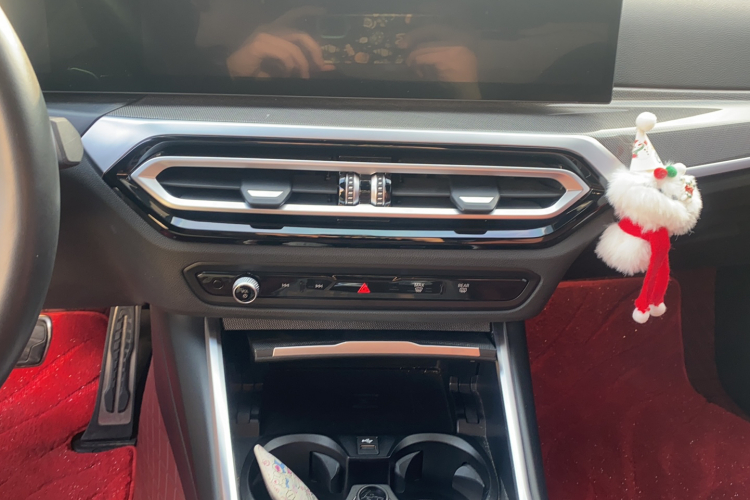 宝马4系 2023款 430i M运动曜夜套装局部细节16