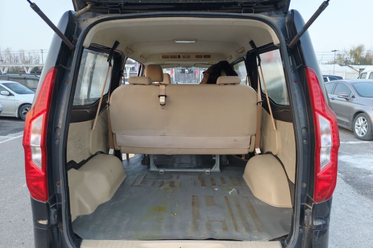 五菱汽车 五菱征程 2015款 1.8L豪华型LJ479QE2中控内饰7007