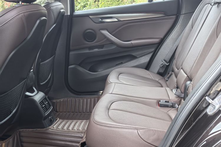 宝马X1 2016款 sDrive18Li 豪华型中控内饰7002