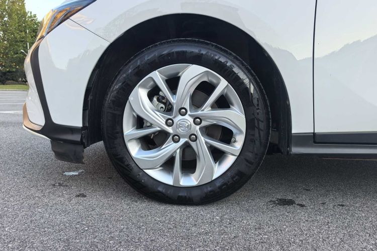 别克 微蓝6 2023款 430km 出行版车身外观6008