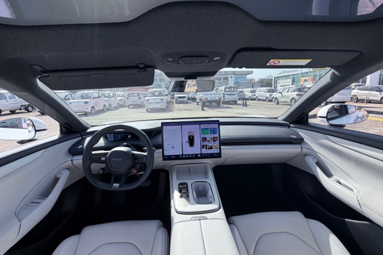 小米汽车 小米SU7 2024款 后驱超长续航高阶智驾Pro版中控内饰7002