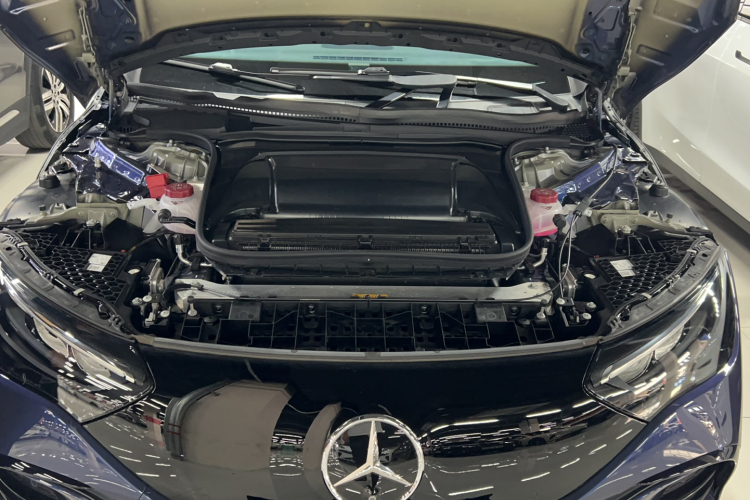 奔驰EQE 2022款 350 先锋版局部细节24