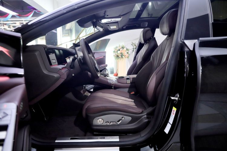 腾势Z9GT 2024款 1100四驱Max首发版局部细节19