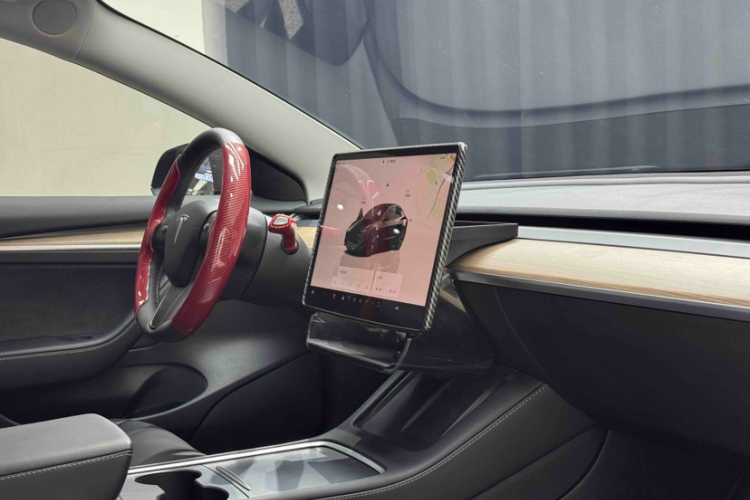 特斯拉 Model 3 2022款 后轮驱动版局部细节9006