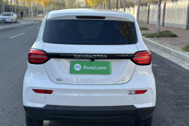 零跑汽车 零跑T03 2024款 200轻享版车身外观6006