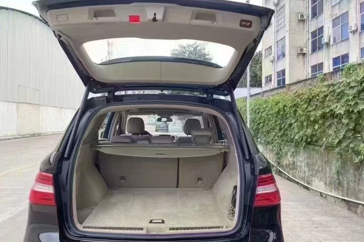 奔驰M级 2014款 ML 400 4MATIC动感型中控内饰7004