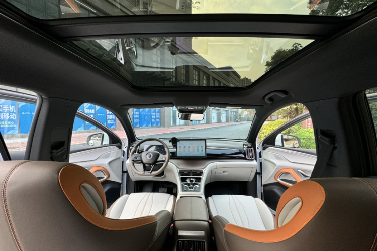 比亚迪 宋Pro新能源 2022款 DM-i 110km 旗舰型中控内饰7001