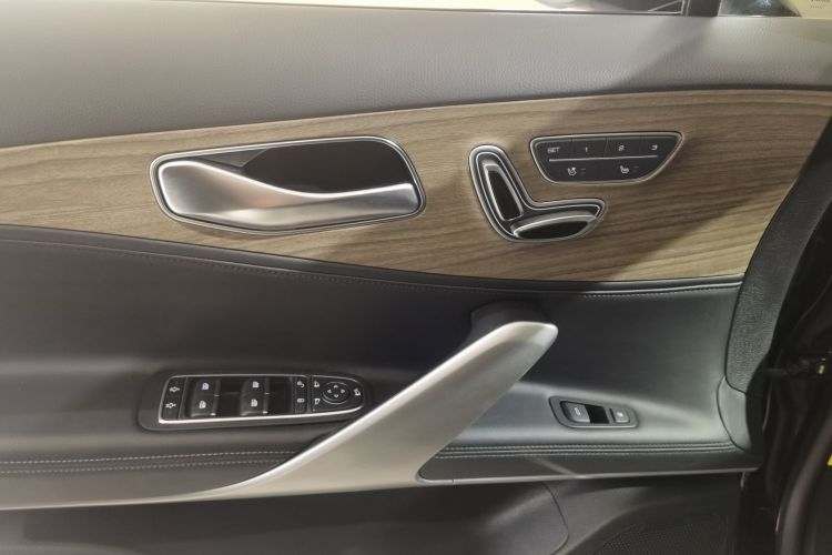 腾势X 2020款 PHEV旗舰版中控内饰7010