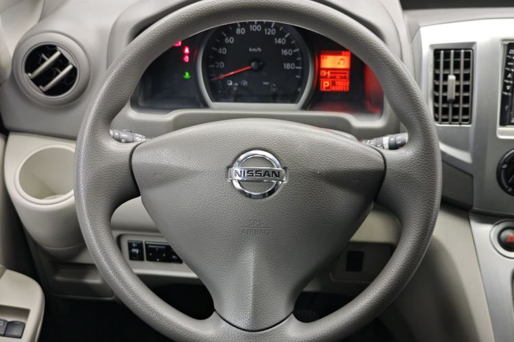 日产NV200 2018款 1.6L CVT尊享型局部细节13