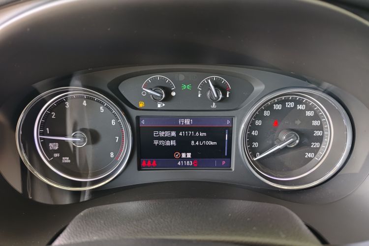 别克 君越 2020款 652T 豪华型中控内饰15