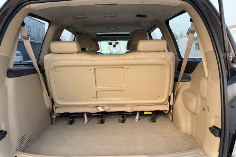 别克GL8 2014款 2.4L 行政版局部细节23