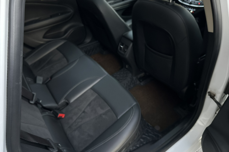 别克 威朗 2019款 三厢 20T 双离合豪华型车身外观6006