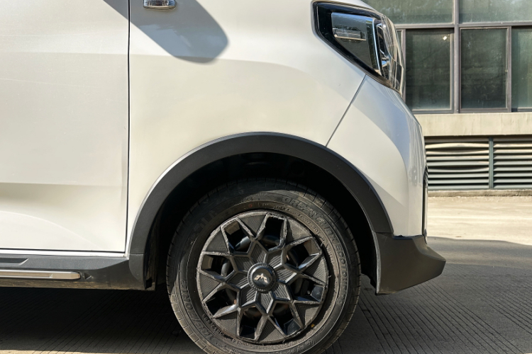 五菱汽车 宏光MINIEV 2022款 GAMEBOY 200km 玩咖款 磷酸铁锂车身外观6004