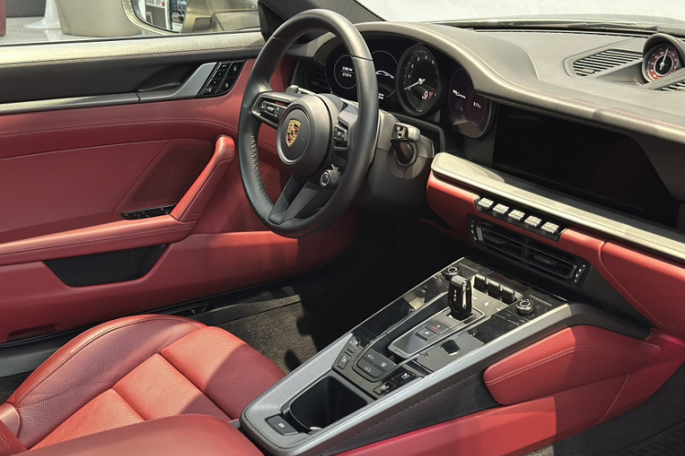 保时捷911 2020款 Carrera 3.0T中控内饰7007