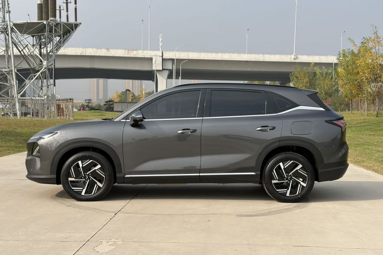 五菱汽车 五菱星光S 2024款 130km 旗舰型车身外观6005