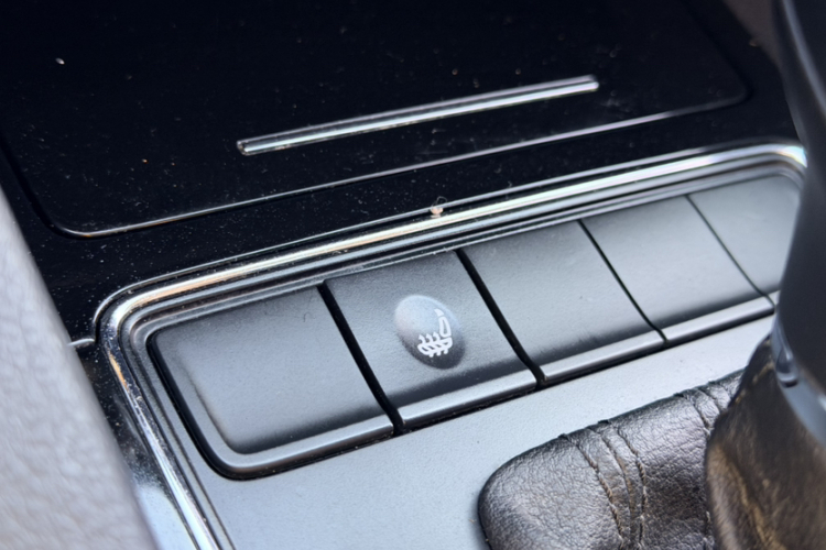 大众 速腾 2016款 230TSI 25周年纪念版中控内饰7002