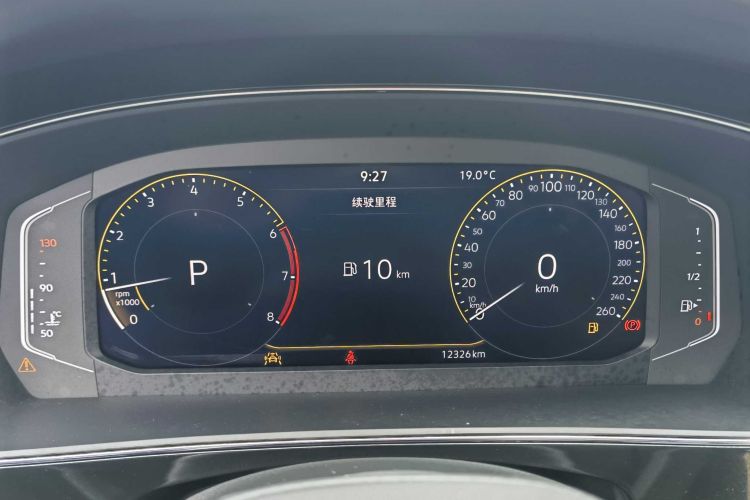 大众 帕萨特 2025款 出众款 380TSI 星空龙腾版中控内饰15