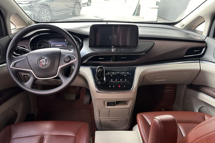 别克GL8 2020款 陆上公务舱 652T 舒适型中控内饰7004