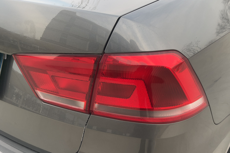 大众 桑塔纳 2015款 1.6L 手动舒适版车身外观6011