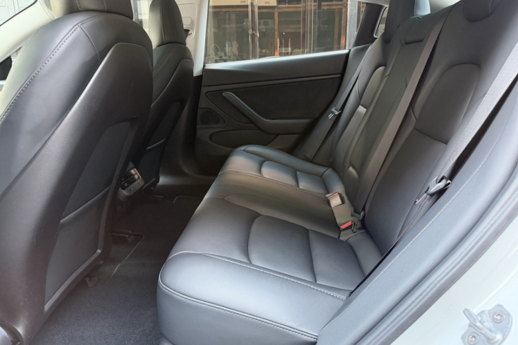 特斯拉 Model 3(进口) 2019款 长续航全轮驱动版中控内饰7006