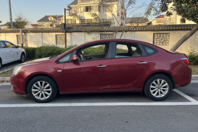 别克 英朗 2013款 GT 1.6L 自动时尚版车身外观6001