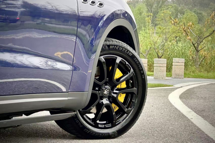 玛莎拉蒂 Levante 2016款 3.0T 标准型车身外观6003