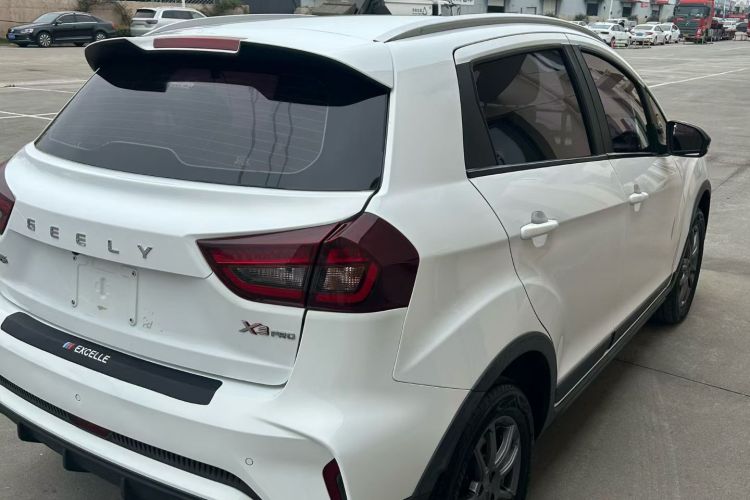 吉利汽车 远景X3 2021款 PRO 1.5L 手动精英型车身外观6007