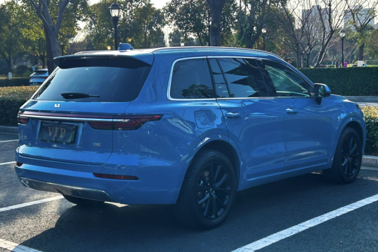 理想汽车 理想ONE 2021款 增程6座版车身外观6004