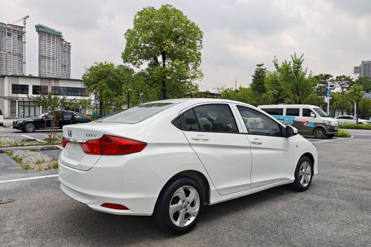 本田 锋范 2017款 1.5L CVT精英版车身外观6006