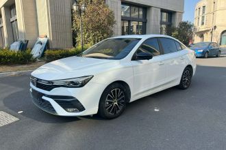 荣威i5 2021款 改款 1.5L CVT钻石版