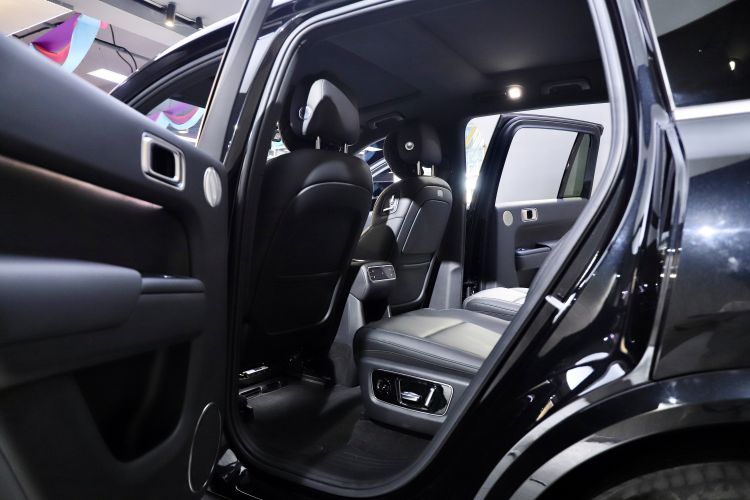 理想汽车 理想L8 2024款 Pro中控内饰7003