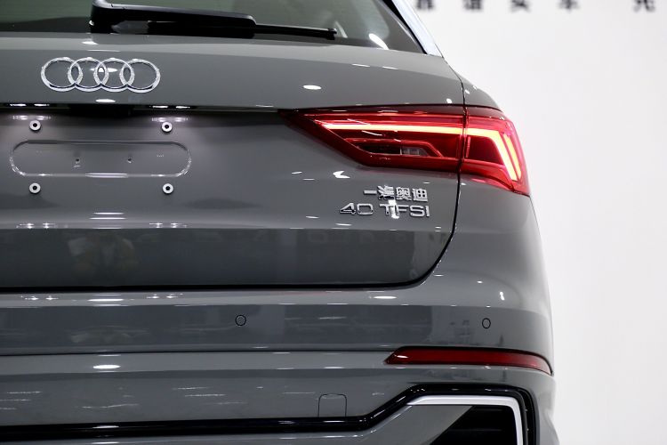 奥迪Q3 2024款 40 TFSI 时尚动感型车身外观6003