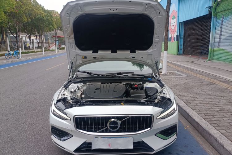 沃尔沃V60 2024款 B5 智远豪华版局部细节9012