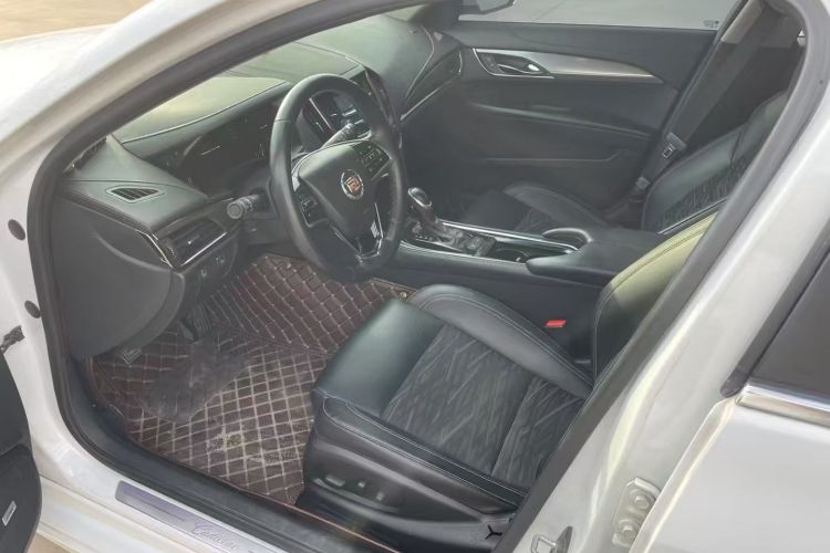 凯迪拉克ATS-L 2014款 25T 舒适型中控内饰7002