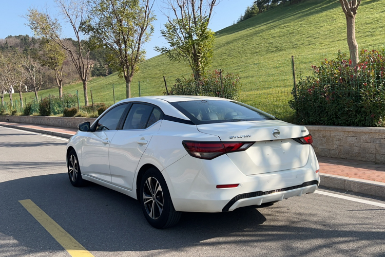 日产 轩逸 2021款 1.6L XL CVT悦享版车身外观6006