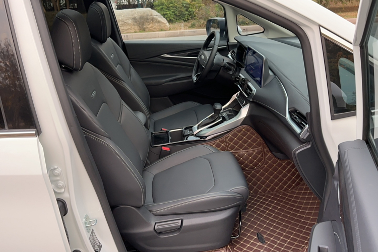 上汽大通MAXUS 大通G50 2020款 1.5T 自动豪华版中控内饰7001