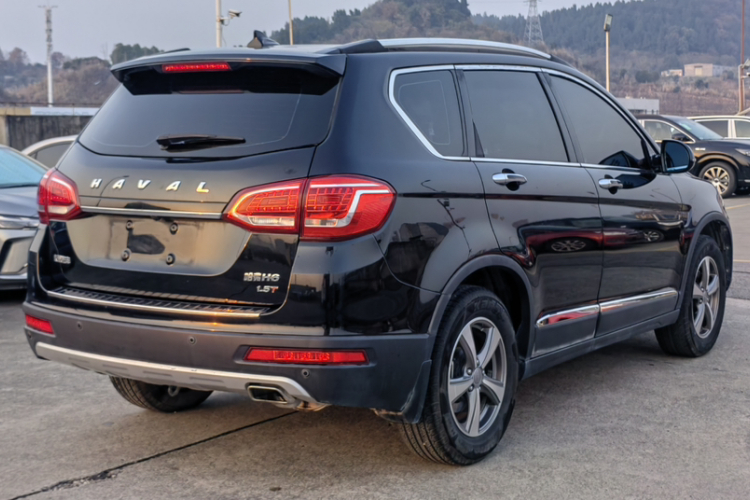 哈弗H6 2013款 运动版 1.5T 手动两驱精英型车身外观6004