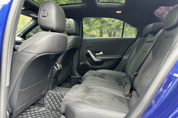 奔驰A级 2020款 A 200 L 运动轿车车身外观6003