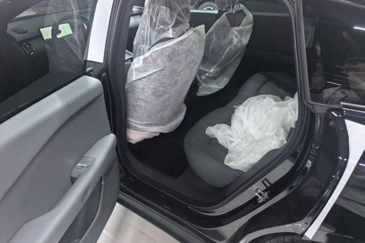 小鹏P7+ 2024款 长续航 Max中控内饰7006