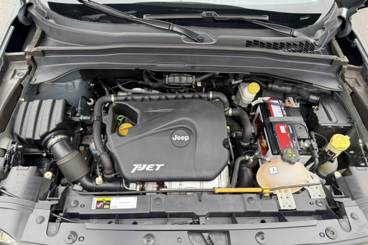 Jeep 自由侠 2016款 1.4T 自动劲能版+局部细节24