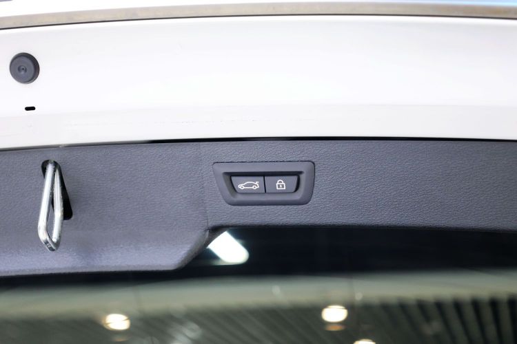 宝马X6 2017款 xDrive35i 豪华型局部细节9004