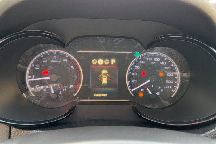 东风风神AX7 2018款 经典 1.6T 自动豪华型局部细节14